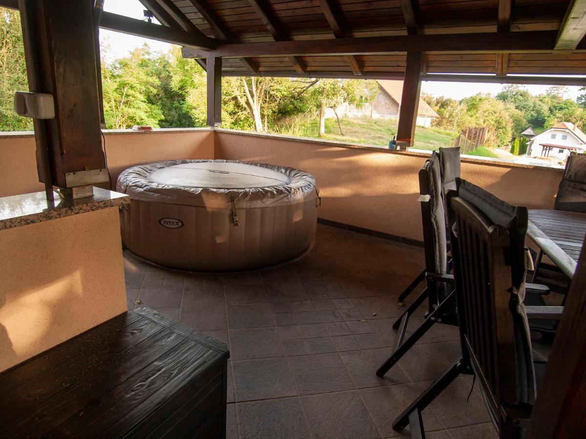 Holiday House Zarja - With Sauna And Hot Tub Bizeljsko Exteriér fotografie